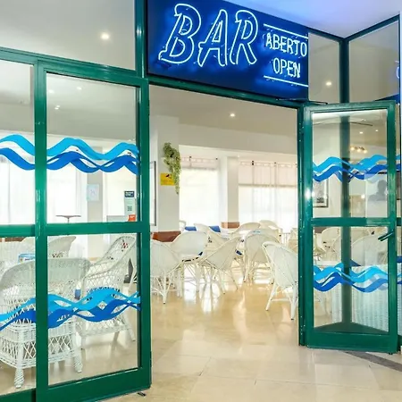 Hopstays Olympics - In Janelas Do Mar Apartment